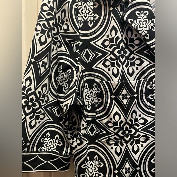 BCBG Max Azria Black and White Pocket Shirt Dress Small Business Cocktail Work - Picture 2 of 15